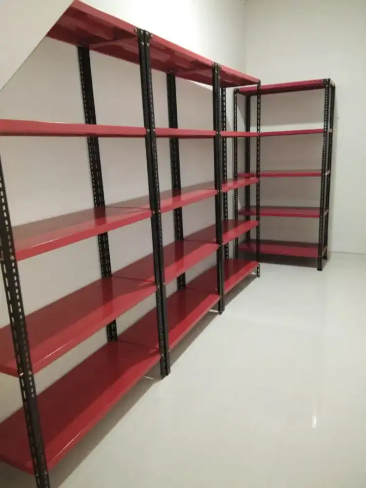 Rak besi siku lubang ramping