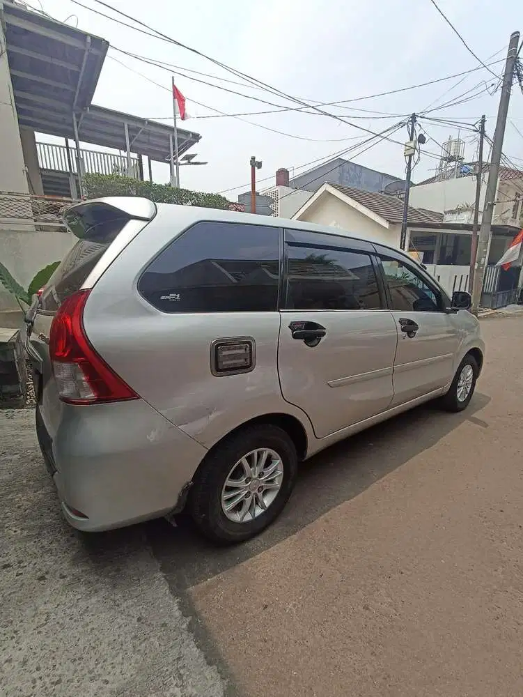 Daihatsu Xenia 2014 Bensin