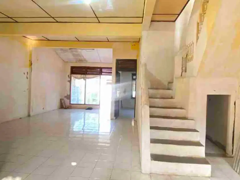 rumah dekat kampus dan tempat kuliner luas140/120 hrg 650jt di cibiru