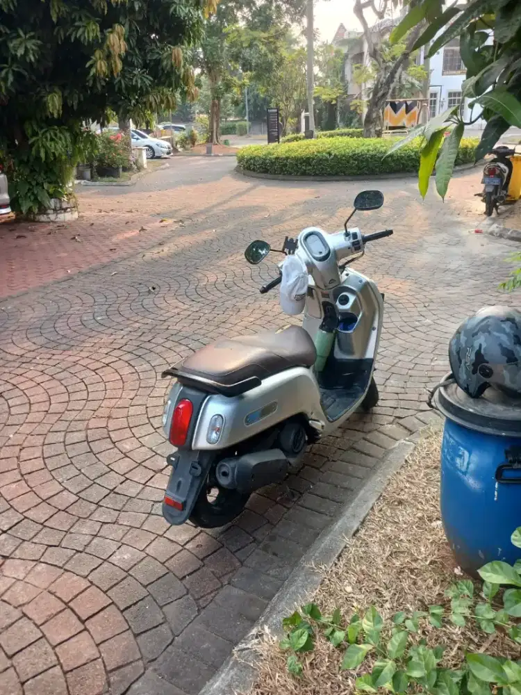 Jual Yamaha Fazzio Silver Istimewa - Tampilan Elegan & Modern