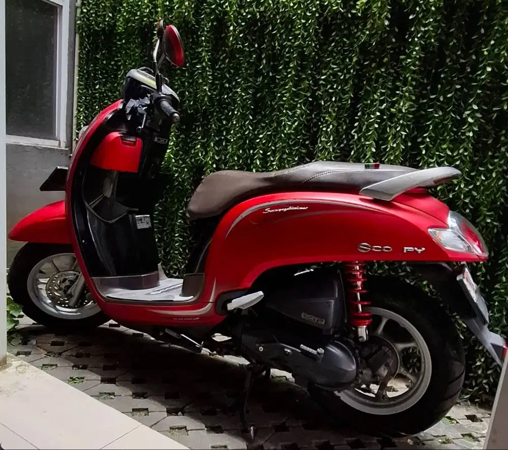 SCOOPY 2018 MERAH DOP