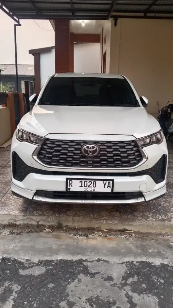 Toyota Kijang Innova 2023 Bensin