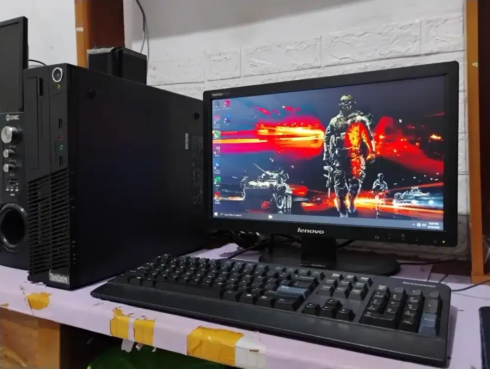 Pc gaming roblox / intel gen4 + ram 8gb + monitor 19inch Lenovo slim