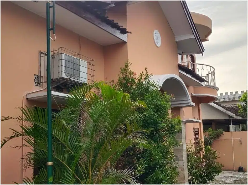 Rumah Luas Full Furnish 5 Kamar