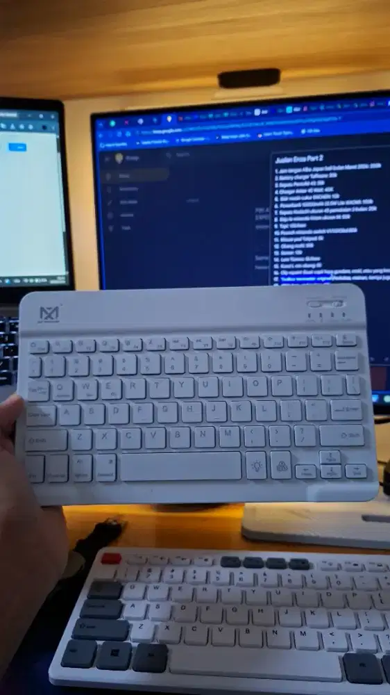 Keyboard Bluetooth
