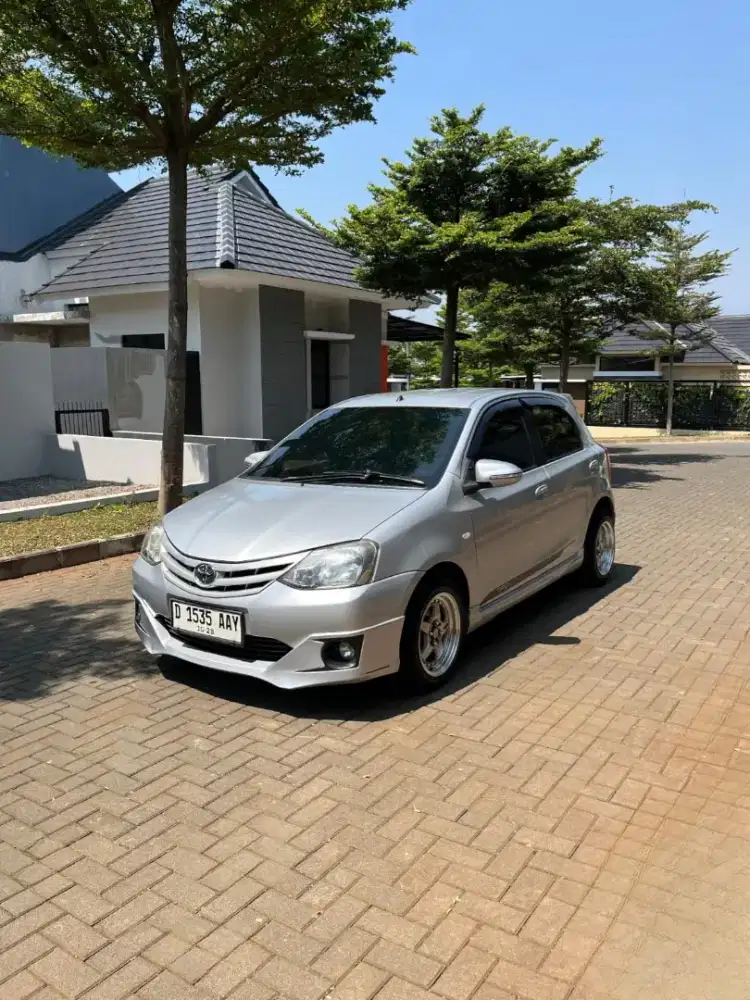 DP 5 JT | ETIOS VALCO G 2013 MANUAL