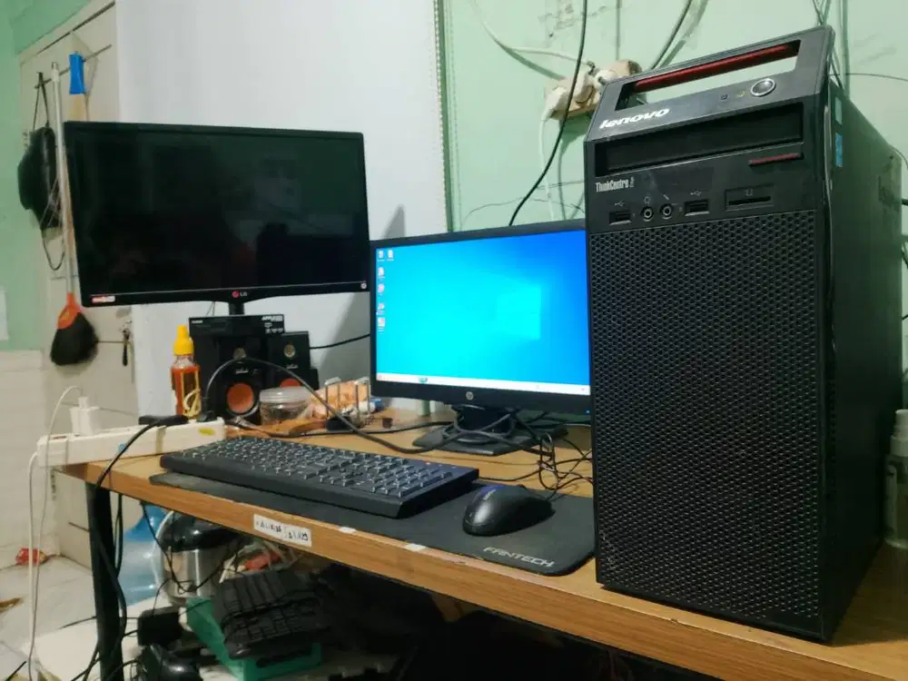 1 set PC core i5 3570 + layar 19 inch