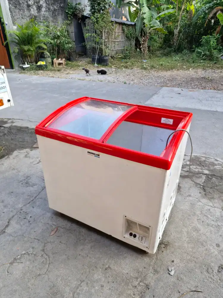 Freezer sliding kaca 200L