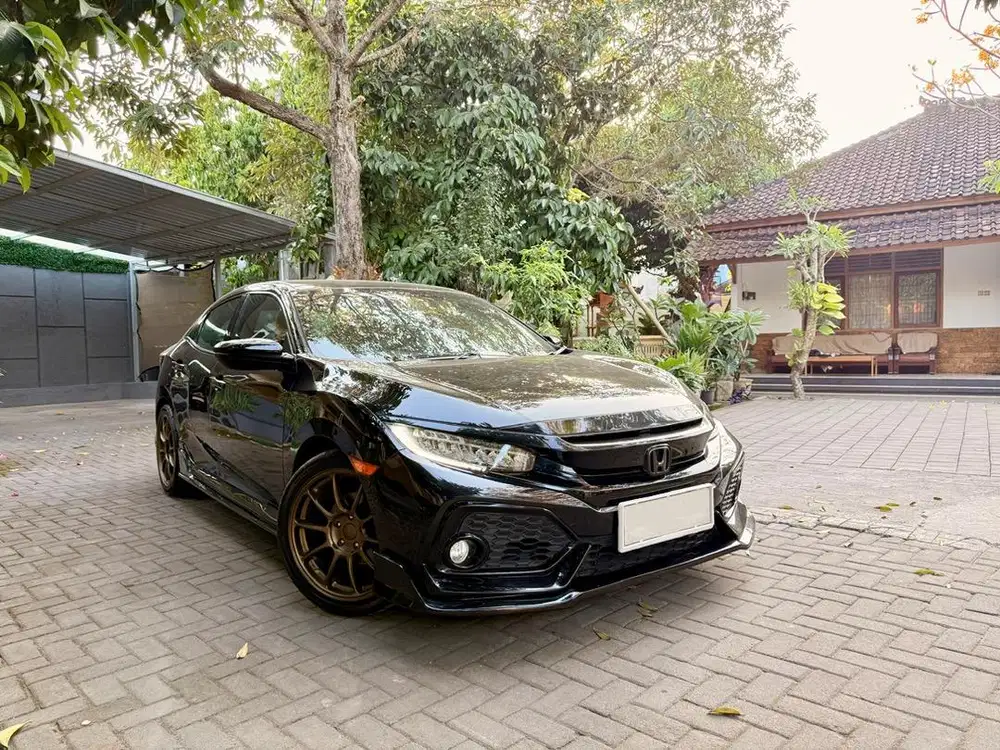 Dijual Honda Civic Turbo Hatchback 2018