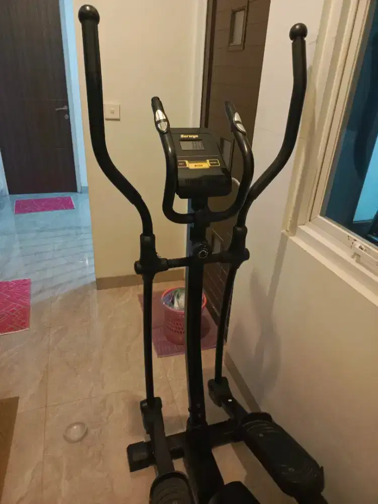 Dijual Alat Olahraga Kardio Merk Berwyn