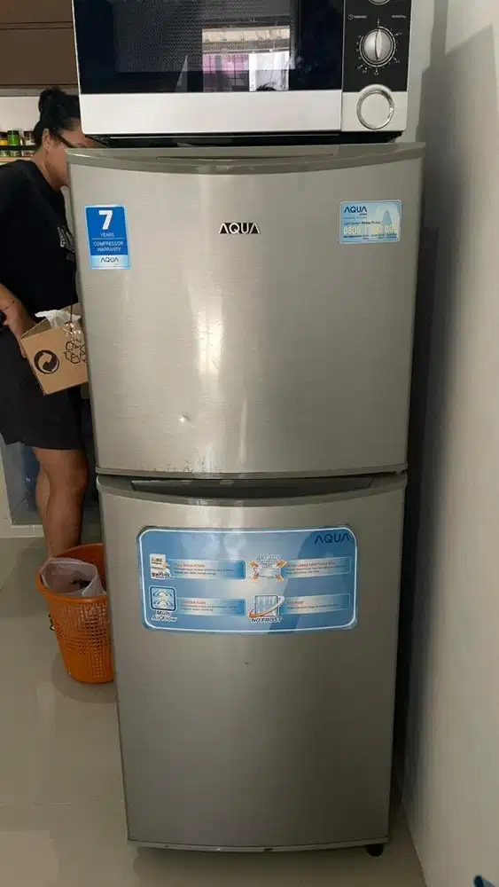 Kulkas 2 Pintu AQUA (AQR-D240)