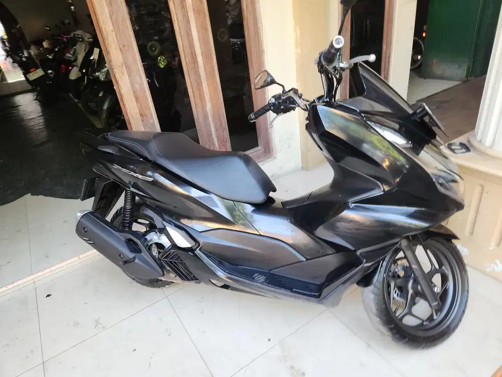 Pcx 160 hitam 2023 gbm
