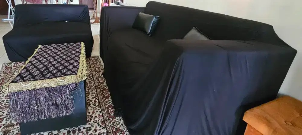 Dijual Sofa Bekas  Minimalis Kondisi 90%.