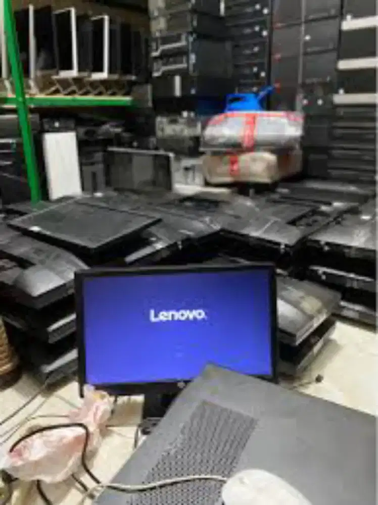 DICARI Komputer & Laptop