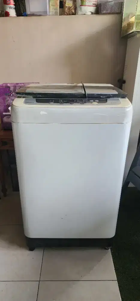 Dijual Mesin Cuci Panasonic NA-F852B