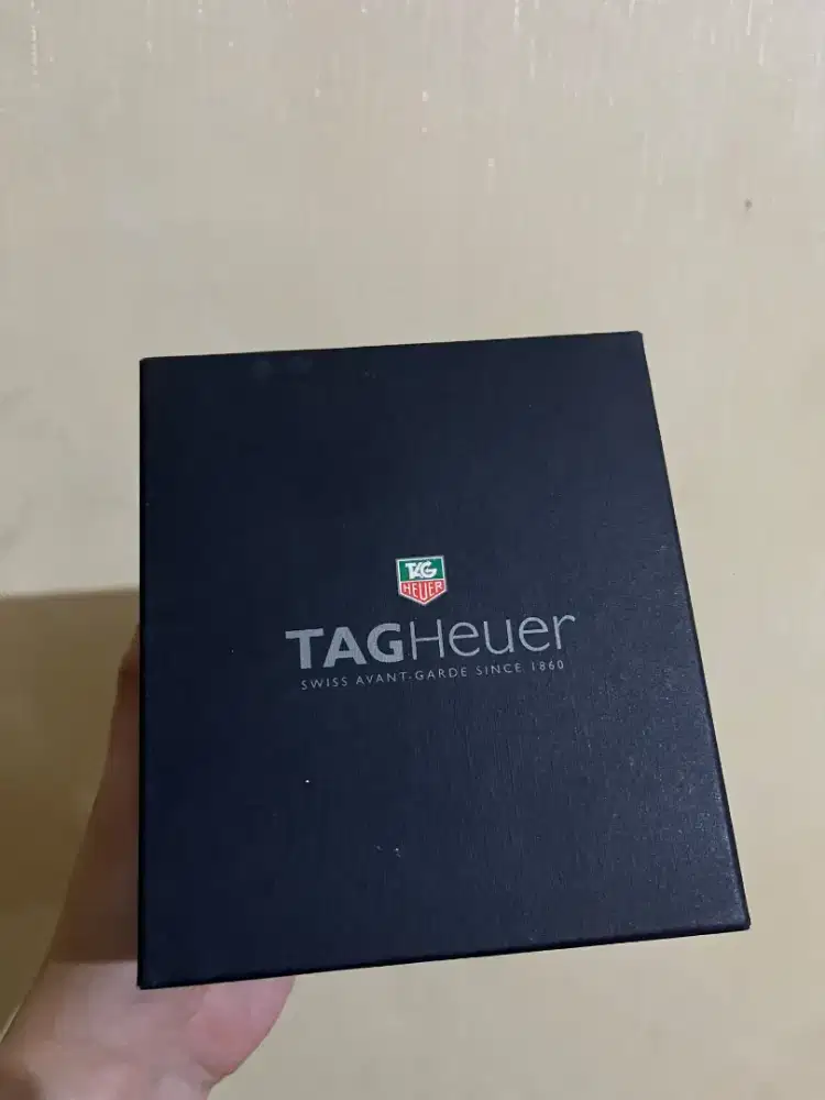 Jam tangan pria