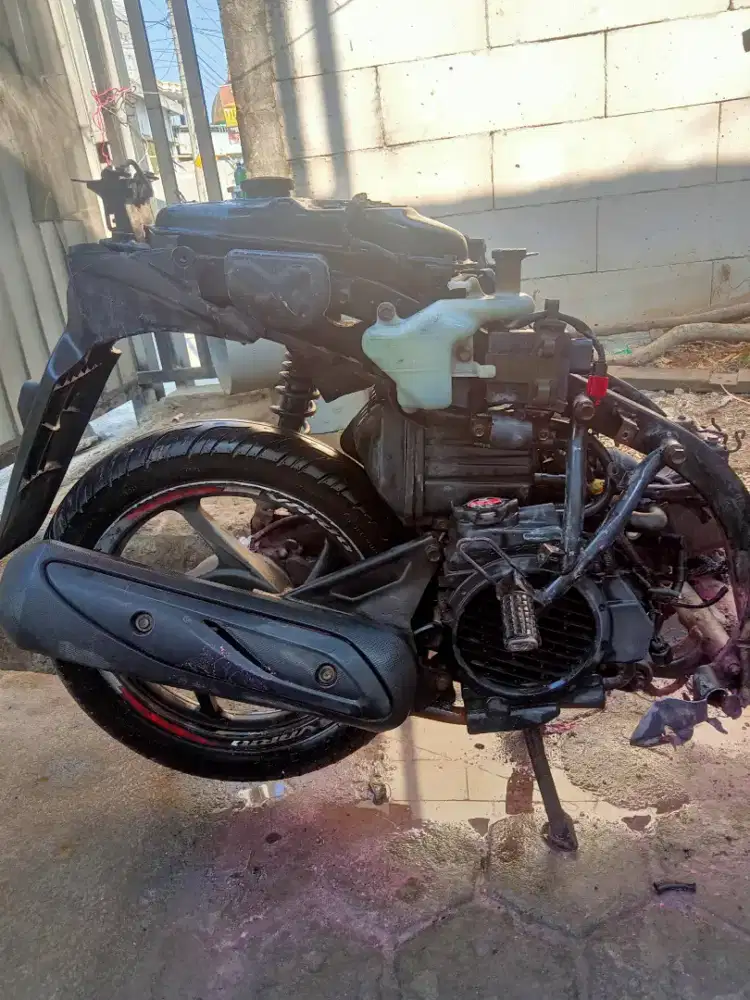 Jual motor vario bekas kebakar (STNK BPKB hidup)