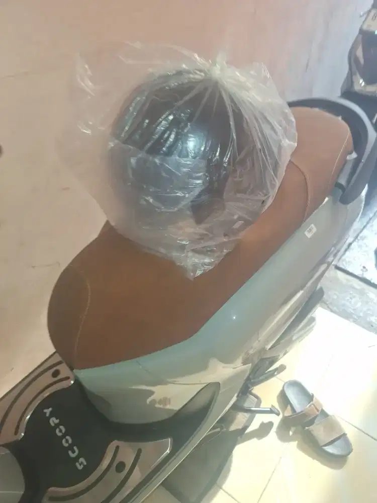 Helm orisinal honda scoopy 2026