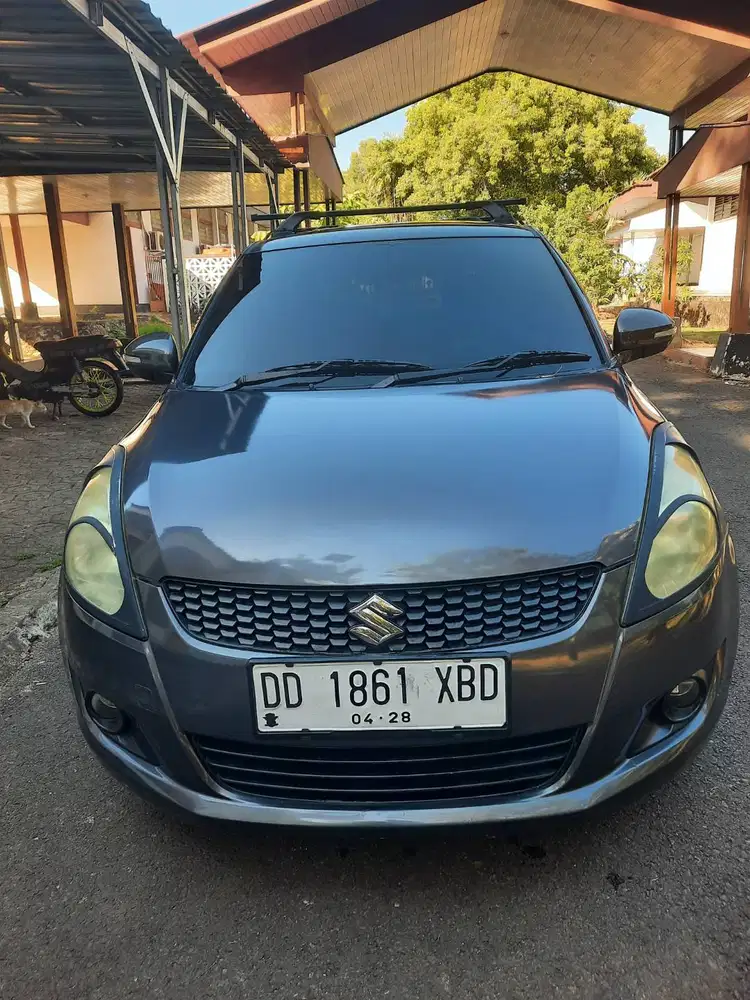 Dijual Cepat Mobil Suzuki Swift 2013