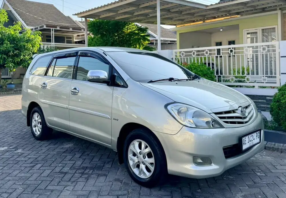 Innova G 2006 bensin