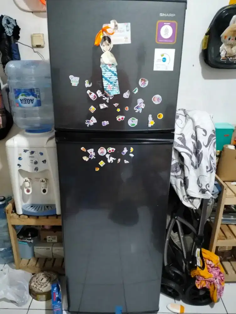 Kulkas sharp 2pintu