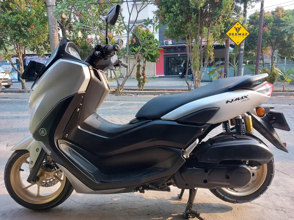 (DP 500 Rb)‼️ Yamaha NMax Keyless Connected Silver 2022 Cash / Kredit