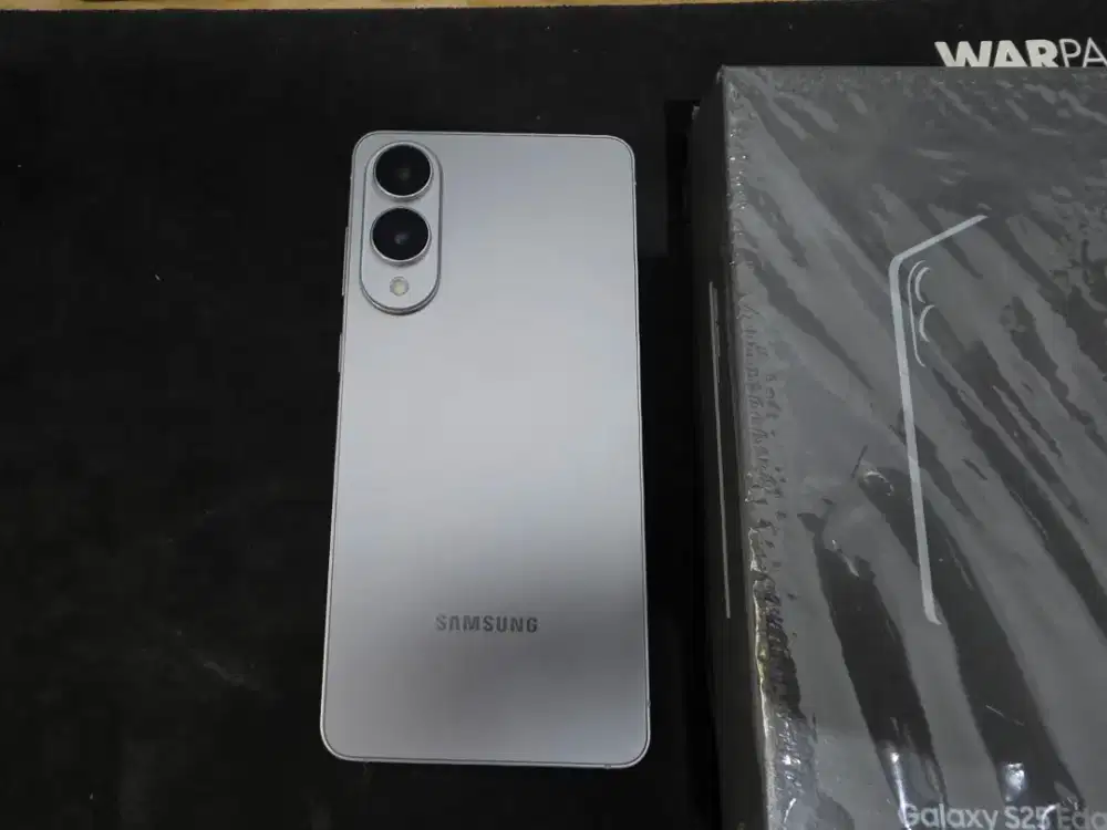 Dijual hp Samsung Galaxy S25 Edge 12/512 Mulus seperti baru