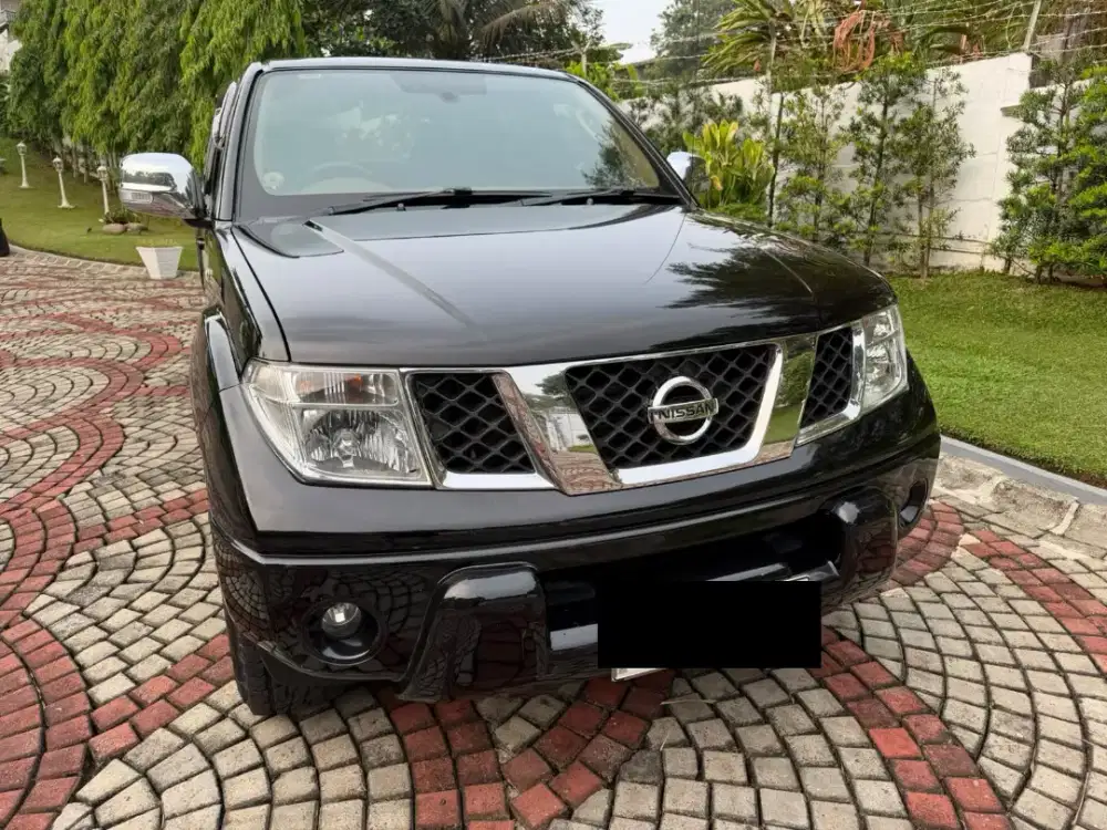 NiSSAN NAVARA 2010 TERAWAT ISTIMEWA PAJAK HIDUP