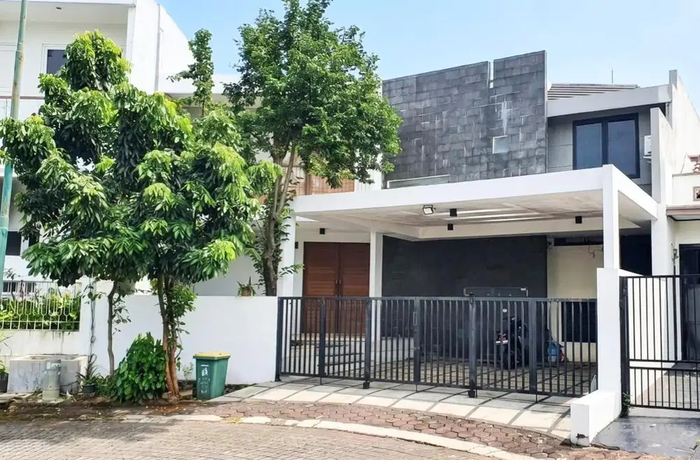 Di jual rumah siap huni di Raffless Hills Cibubur
