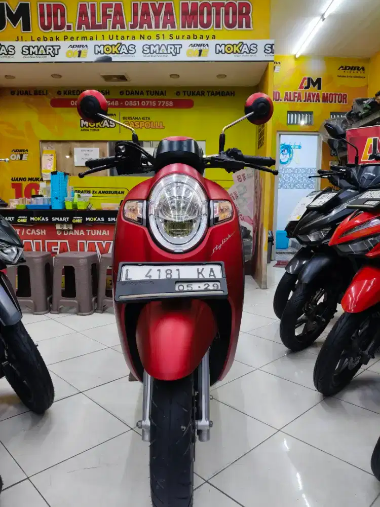 Um 800rb * Scoopy 2019 original full