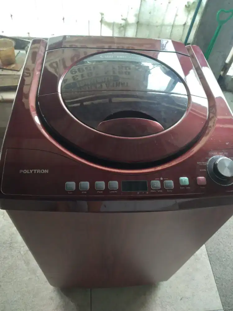 Mesin cuci Polytron cap 8 kg