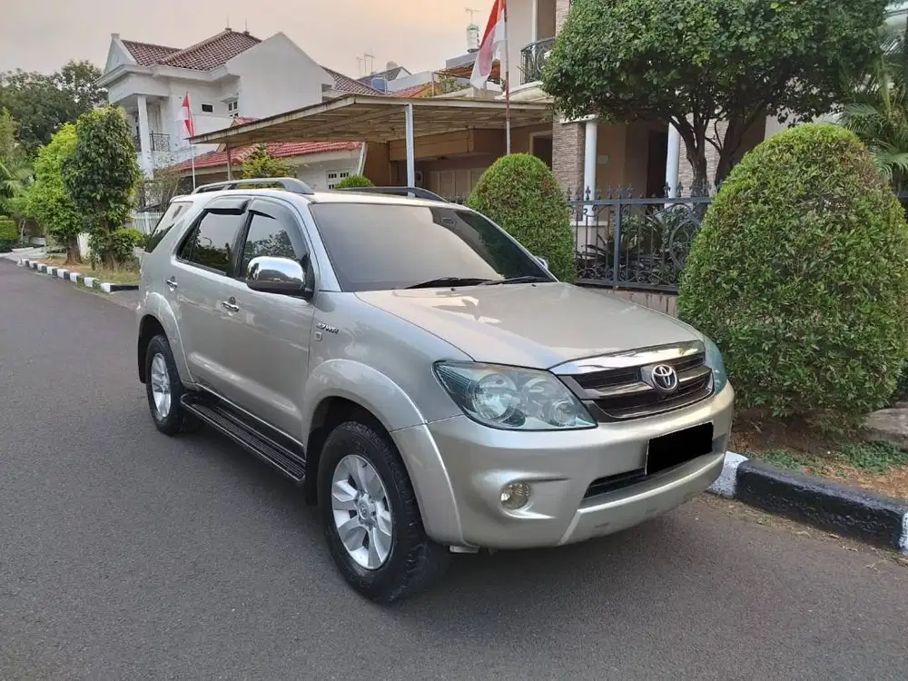 Toyota Fortuner G 2.7 AT Tahun 2006 - 2007 Good Condition