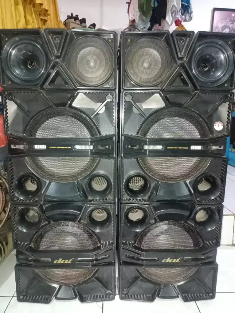 Speaker aktif Dat