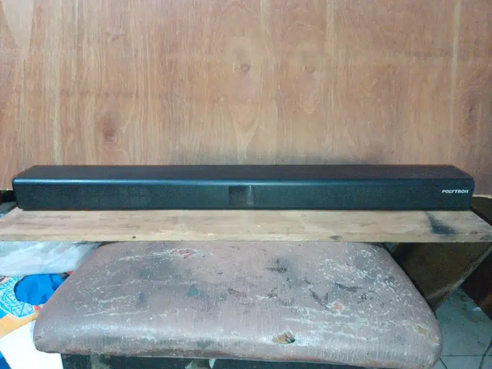 Polytron Slim Sound Bar 4 speaker, full ori, utuh, mulus