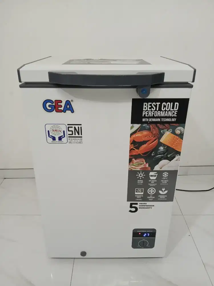 Freezer Box Merk Gea 100 Liter no minus murah bandung