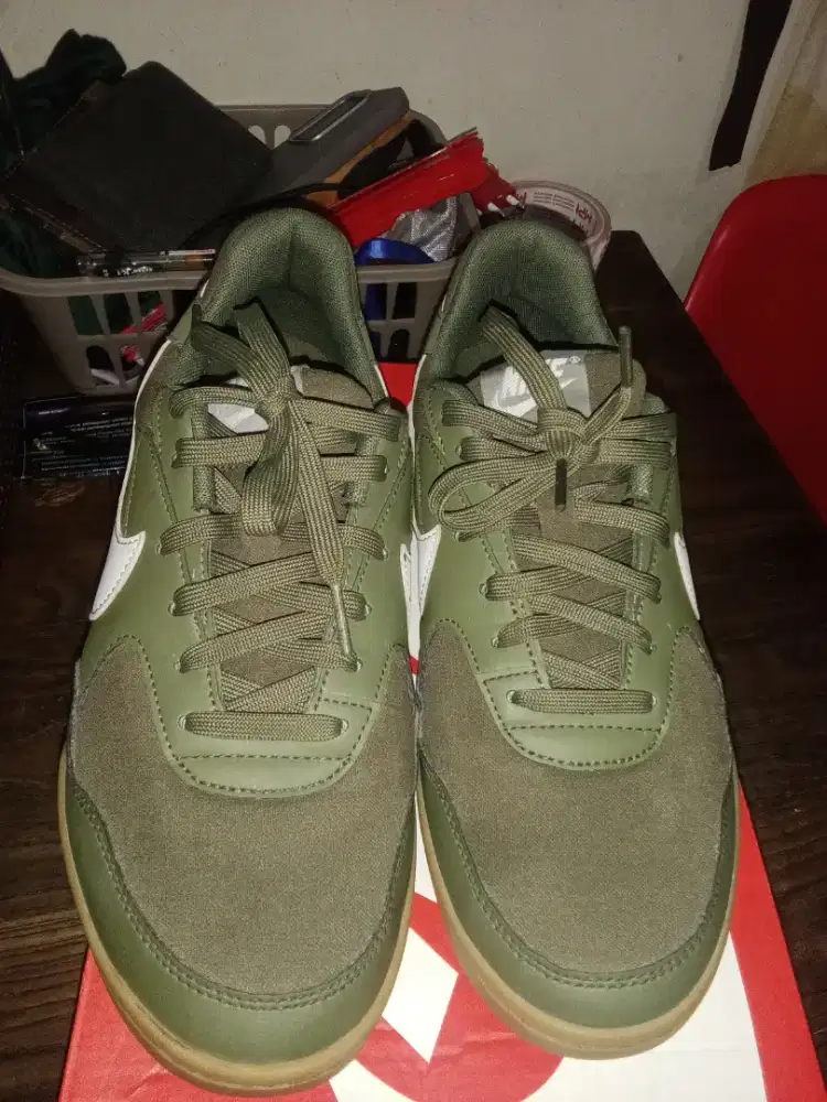 Nike Sepatu Pria