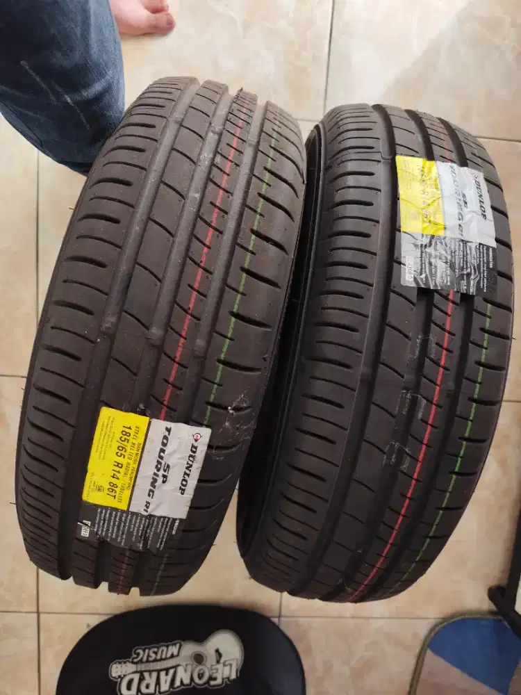 Dunlop sp touring R1 185/65 ring 14
