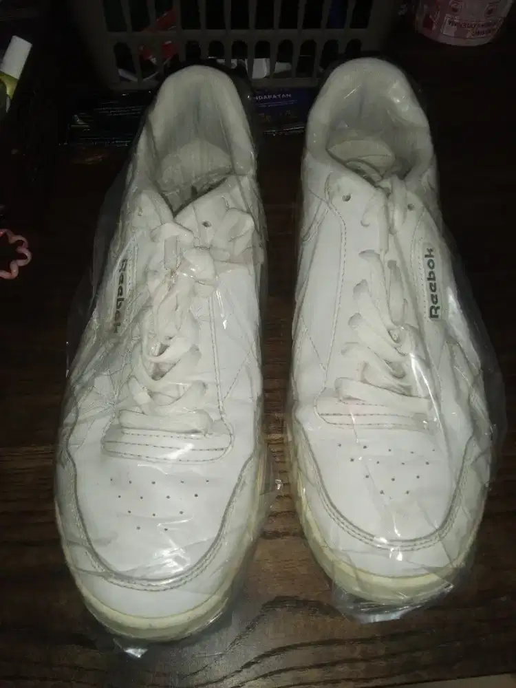 Reebok Sepatu Pria