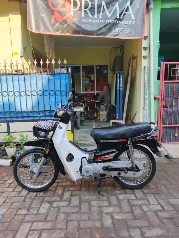 ASTREA PRIMA 1990