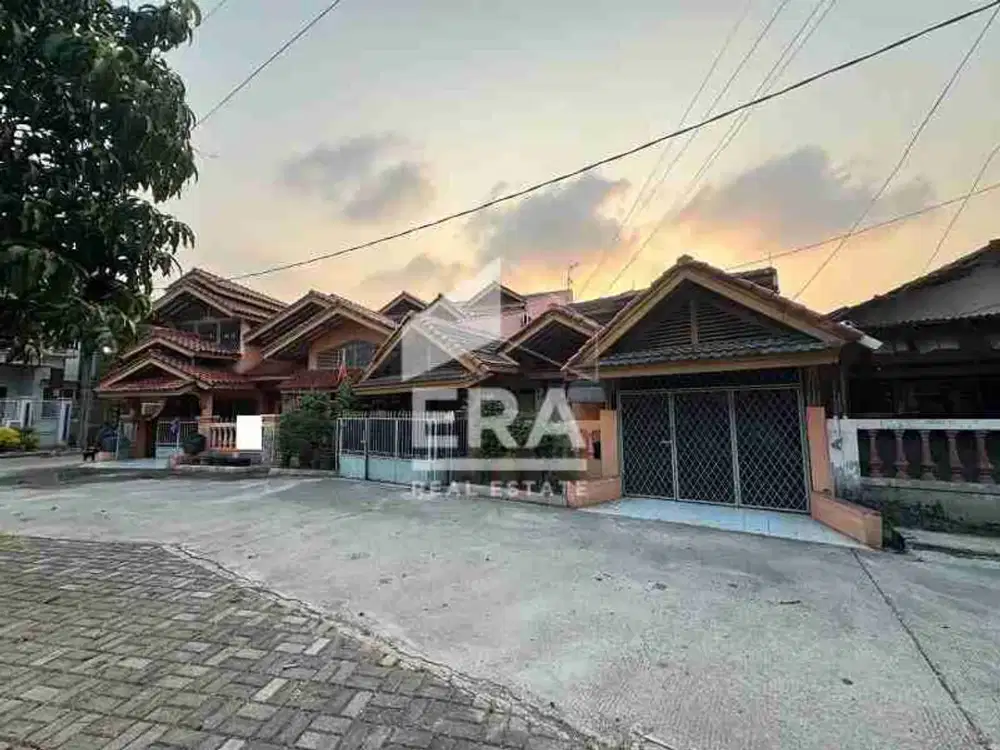 Dijual Rumah Besar Komplek SBS Harapan Jaya Bekasi Utara