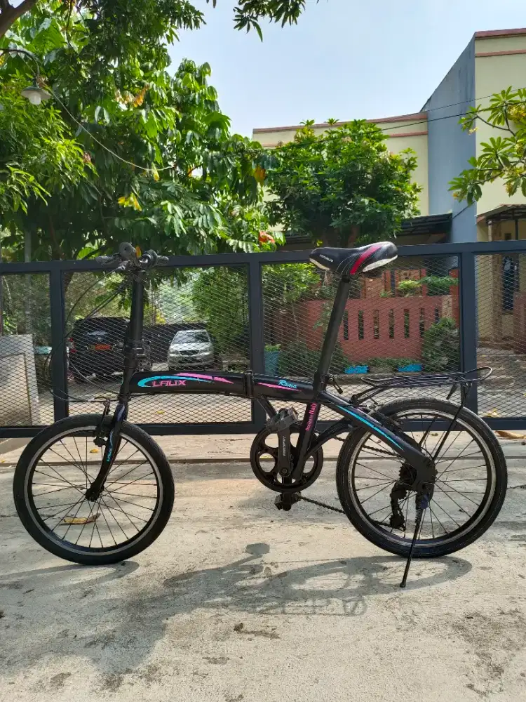 Sepeda Lipat Laux 20 Inch