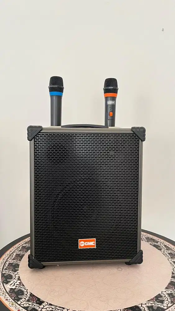 [BISA NEGO] Dijual Bluetooth Speaker + 2 wireless mic