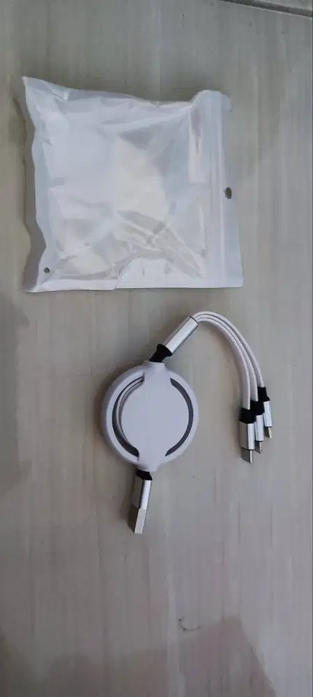 GROTIC Kabel Data 3in1 Retractable