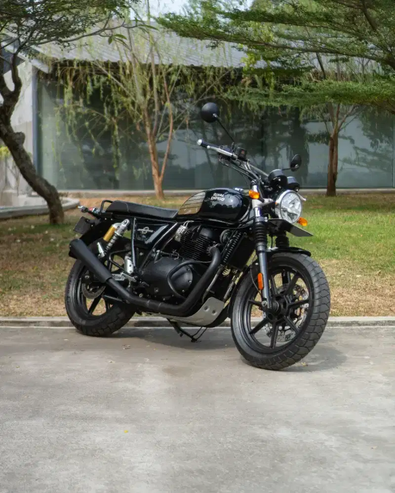 Royal Enfield Interceptor 650 Black Ray 2023