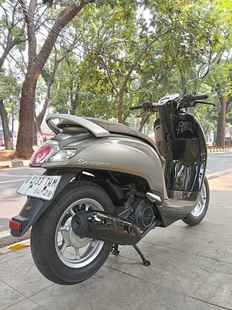 DIJUAL CASH HONDA SCOOPY STYLISH THN 2018 PJK IDUP SIAP PAKAI