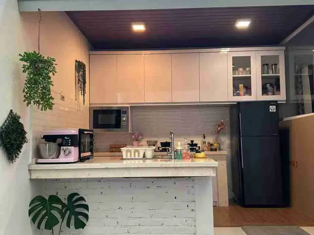 TURUN HARGA!! Dijual Cepat Rumah Semi Furnished di Cububur CBD