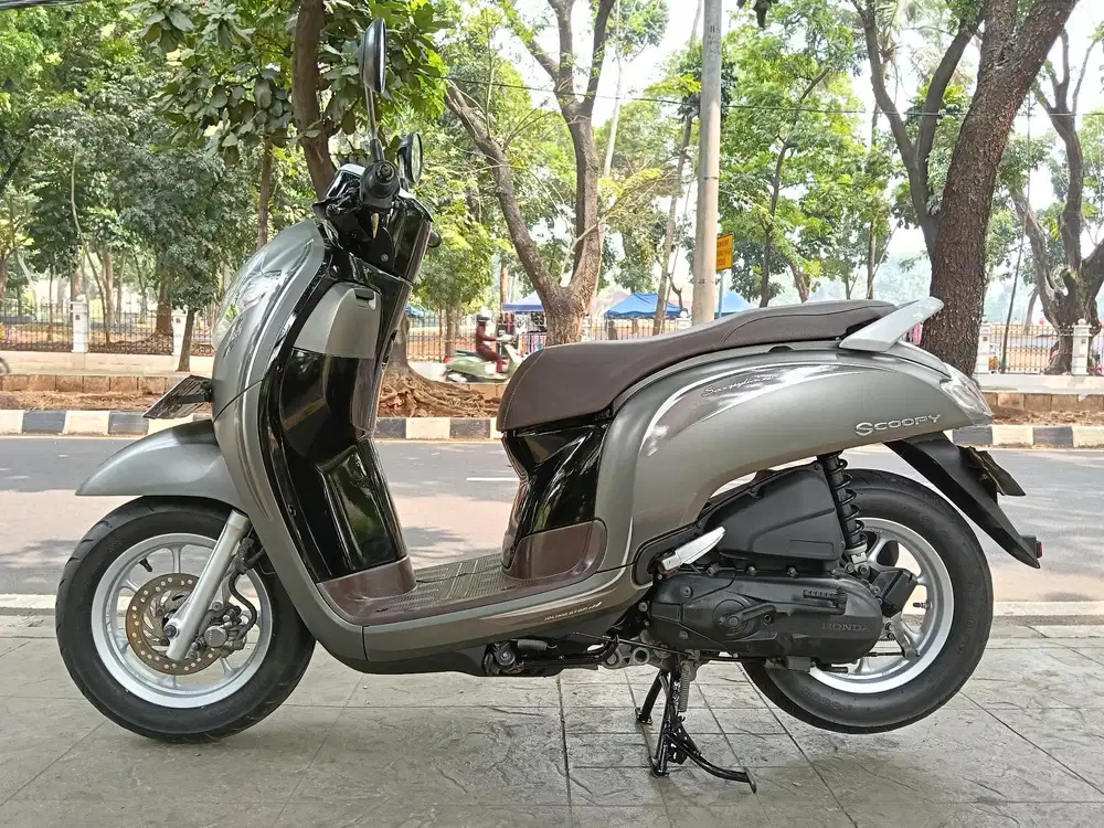 DIJUAL CASH HONDA SCOOPY STYLISH THN 2018 PJK IDUP SIAP PAKAI