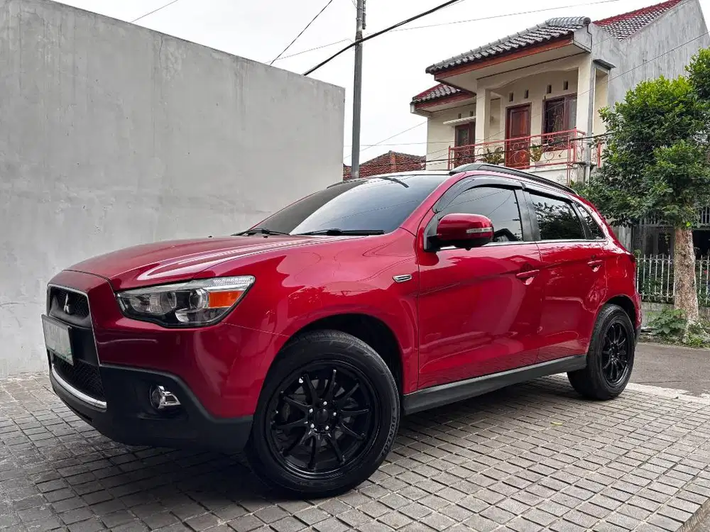 Mitsubishi Outlander PX 2.0 2013 ISTIMEWA