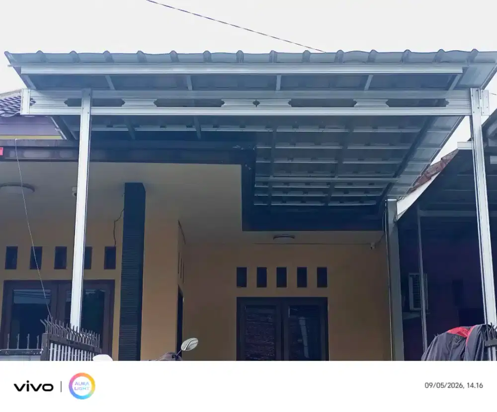 Pasang kanopi baja ringan