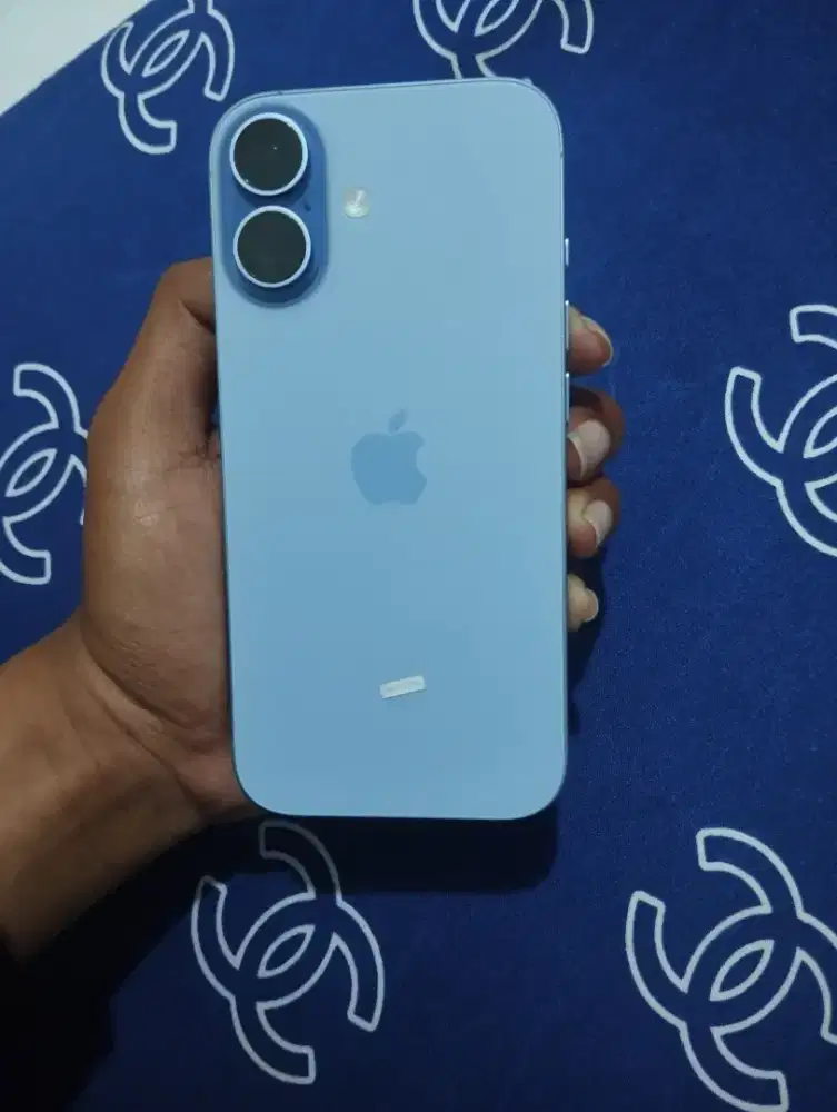 iphone 17 biasa